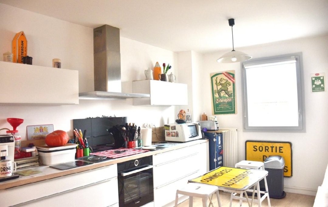 MA PETITE AGENCE : Appartement | LILLE (59800) | 93 m2 | 269 000 € 